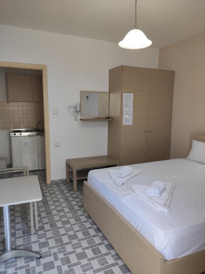 Soula Apartments & Studios Палеохора Экстерьер фото