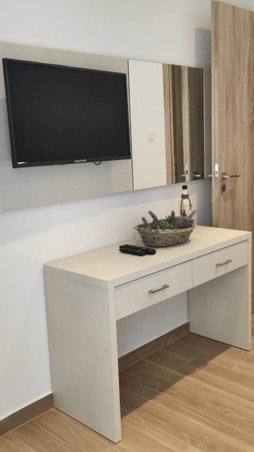 Soula Apartments & Studios Палеохора Экстерьер фото