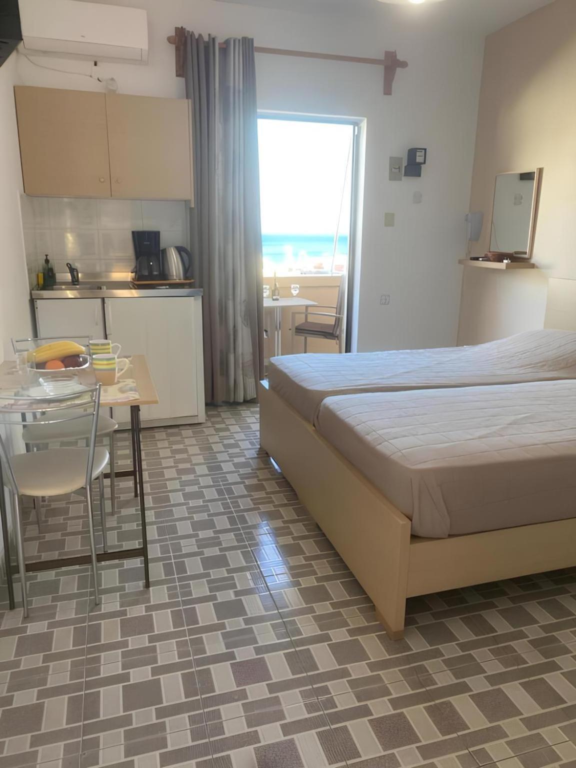 Soula Apartments & Studios Палеохора Экстерьер фото