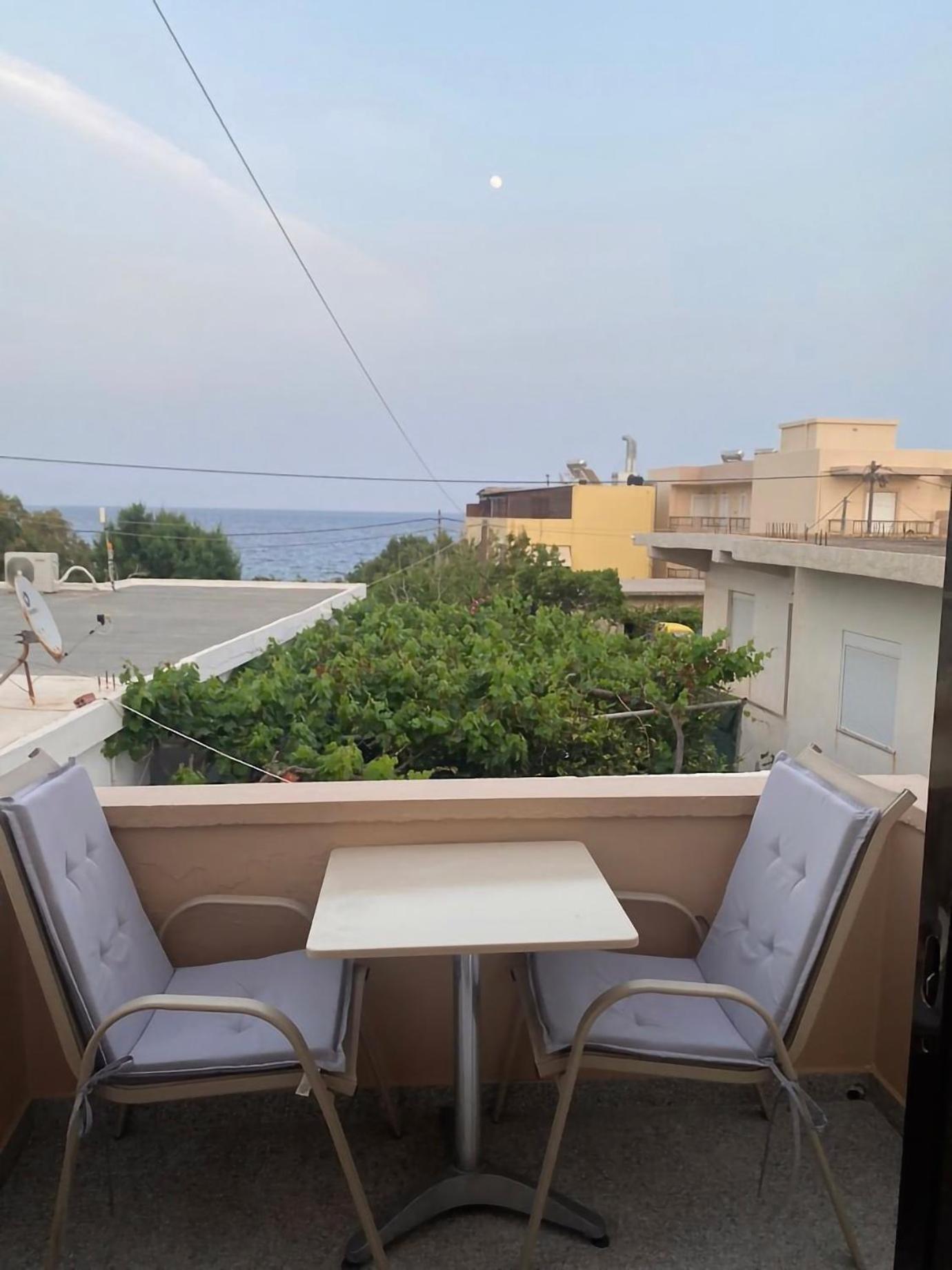 Soula Apartments & Studios Палеохора Экстерьер фото