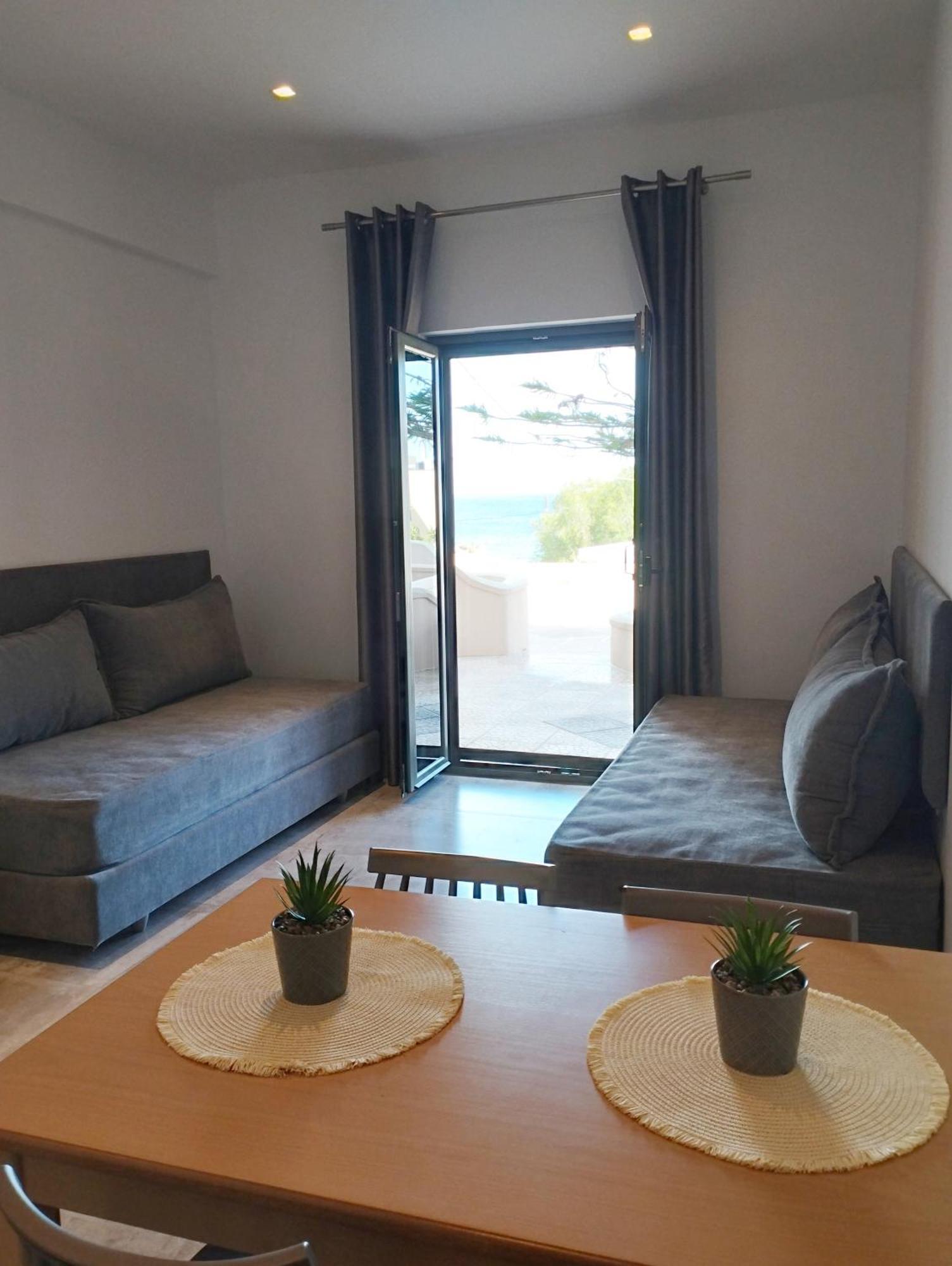 Soula Apartments & Studios Палеохора Экстерьер фото