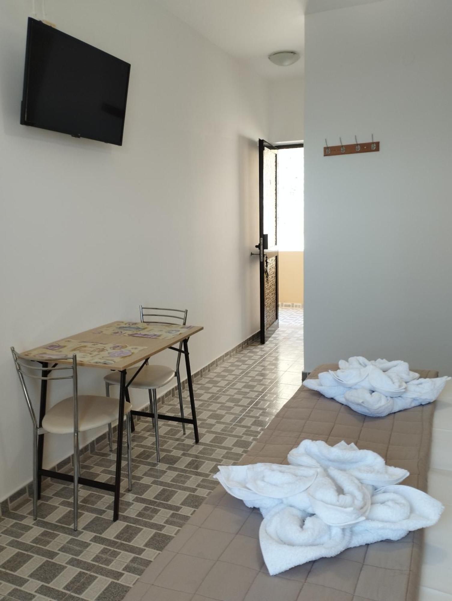 Soula Apartments & Studios Палеохора Экстерьер фото